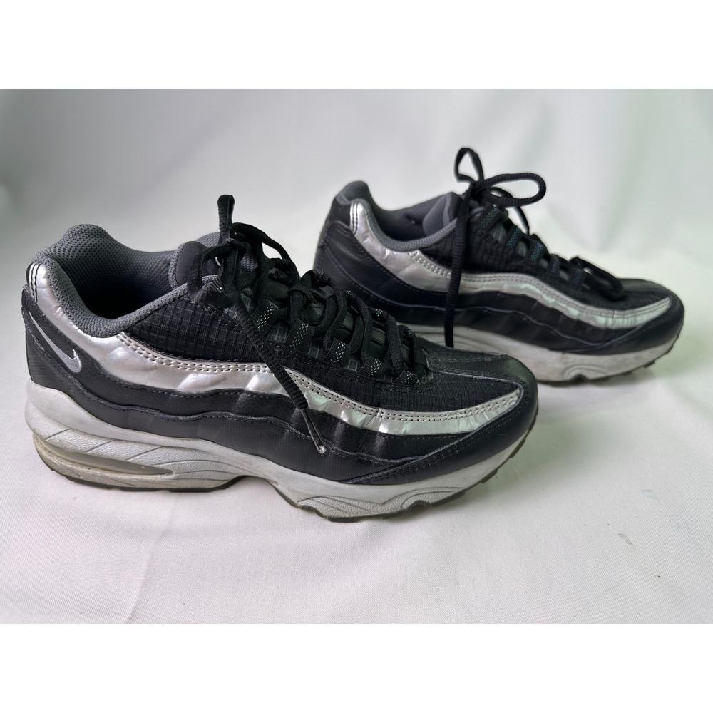Nike Air Max 95‎ Y2K Black Metallic Silver AT8091-001 Size 7Y Kids Sneakers